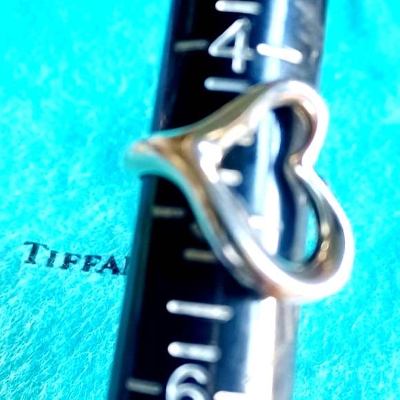 Tiffany & Co Sterling Silver Elsa Peretti Open Heart Ring Size 4.5 - Picture 6 of 8